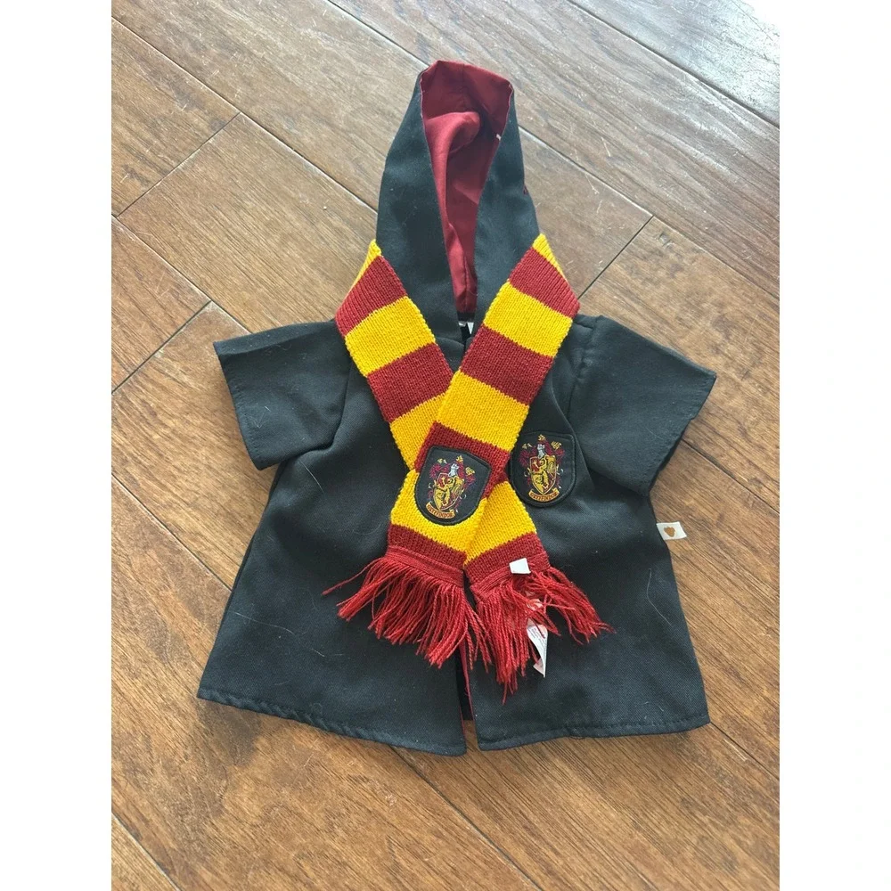 Build-A-Bear Harry‎ Potter Gryffindor Robe Scarf Sweater Outfit Set Wizarding